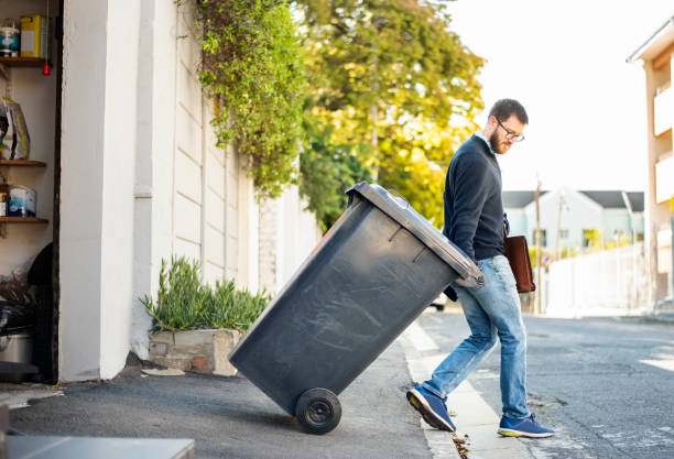 Best Yard Cleanup Services  in Lake Forest Park, WA